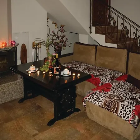 Five-bedroom Holiday In Lozenets