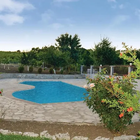 Five-bedroom Holiday In Feriehus *