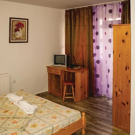 Five-bedroom Holiday In Lozenets